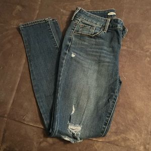 Old Navy Pop Icon Women’s Distressed Jeans